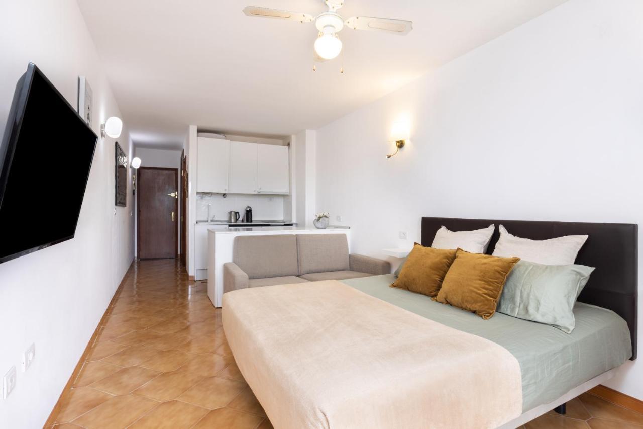 Classbnb - Seafront Studio With Beach View In The Center Of Los Cristianos Los Cristianos  Ngoại thất bức ảnh