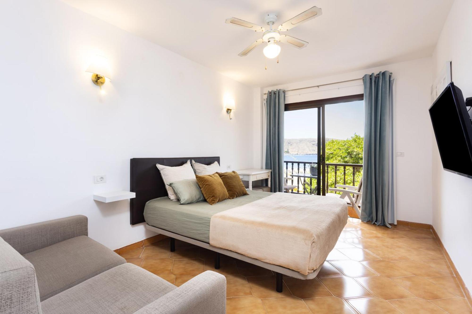 Classbnb - Seafront Studio With Beach View In The Center Of Los Cristianos Los Cristianos  Ngoại thất bức ảnh